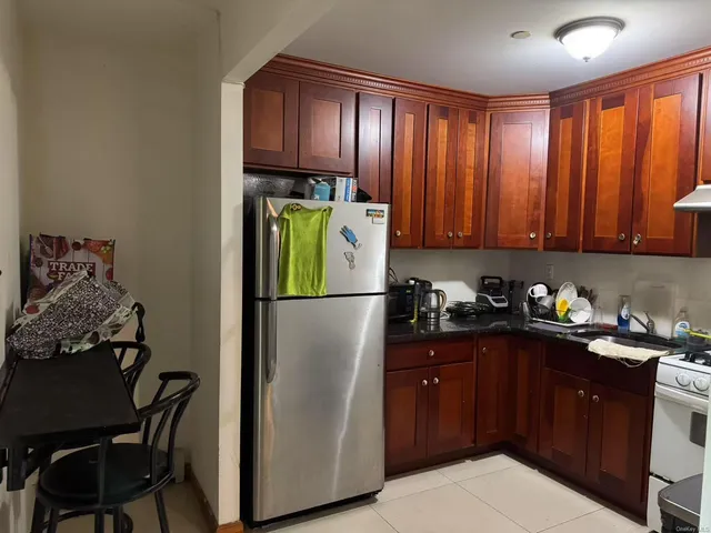 $598,000 | 84-09 Queens Boulevard, Unit 4B | Elmhurst