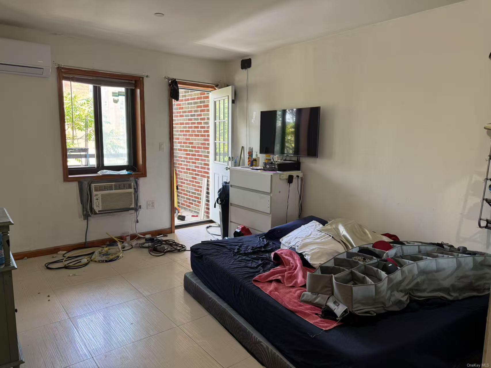 84-09 Queens Boulevard, Unit 4B Queens, NY 11373 - Photo 4 of 9