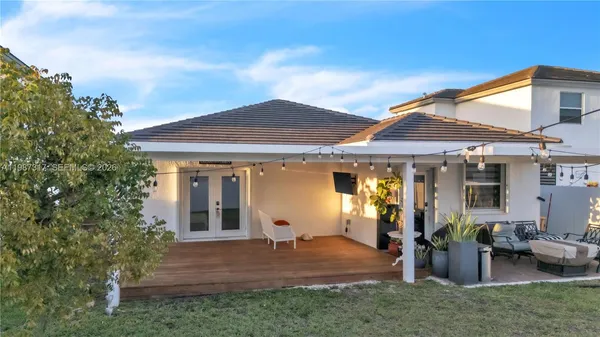 a view of a house with patio