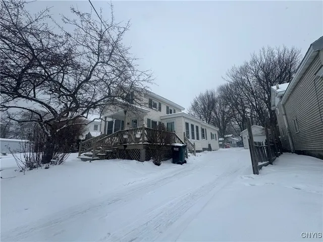 $139,900 | 249 Syracuse Avenue, Oswego, NY 13126