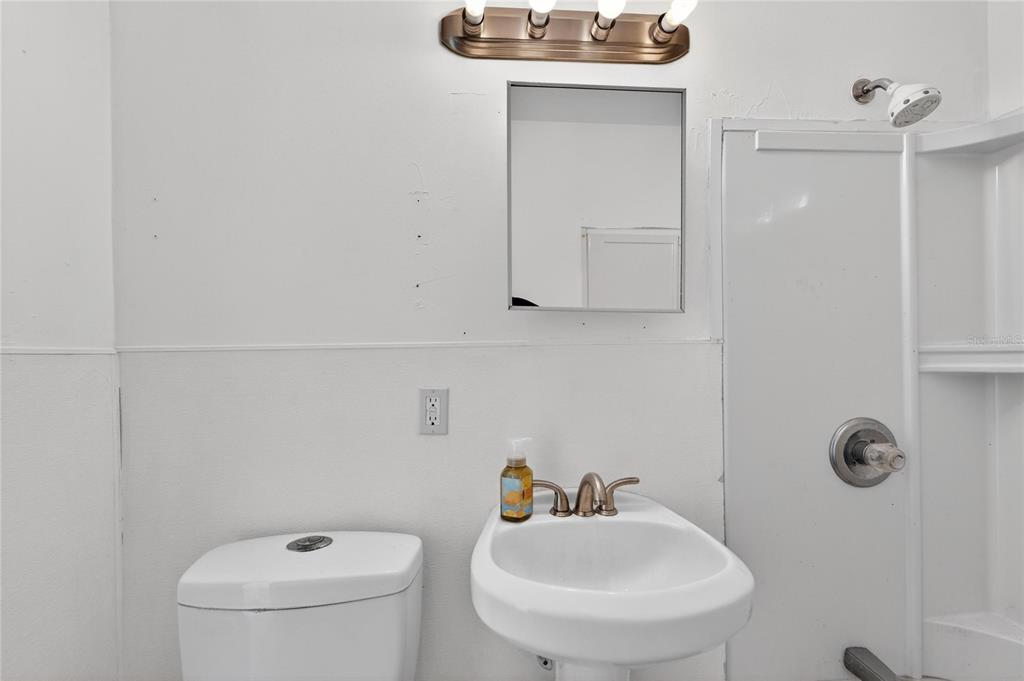 1437 Arlington Road Lakeland, FL 33805 - Photo 24 of 31