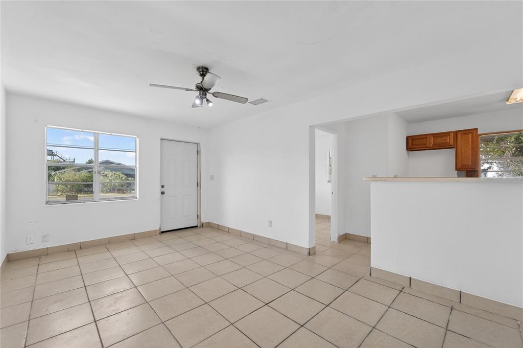 1437 Arlington Road Lakeland, FL 33805 - Photo 4 of 31