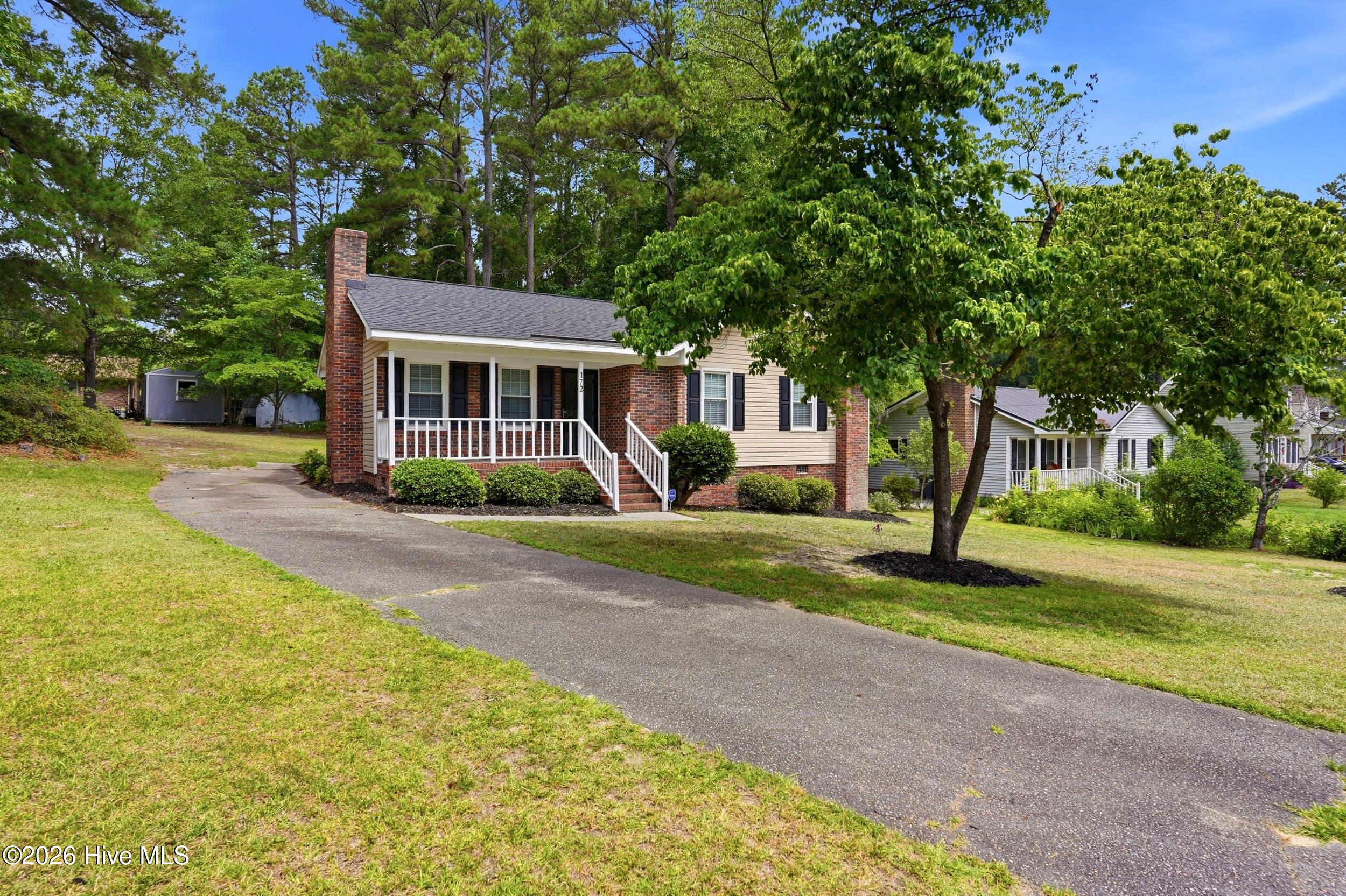 172 Evergreen Court Rockingham, NC 28379 - Photo 3 of 38