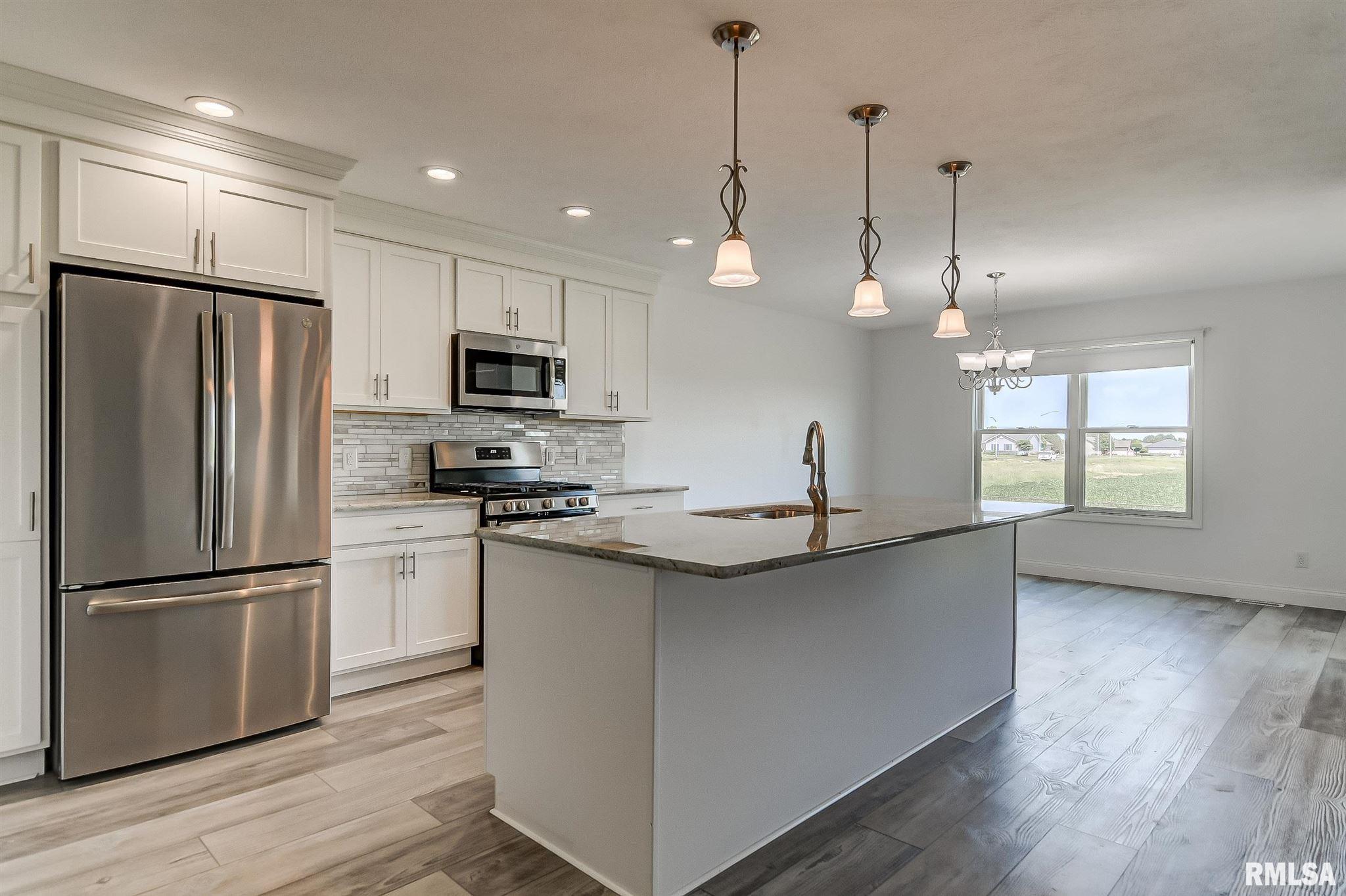4502 Castle Pines Drive Springfield, IL 62711 - Photo 9 of 26 Gallery Image 9