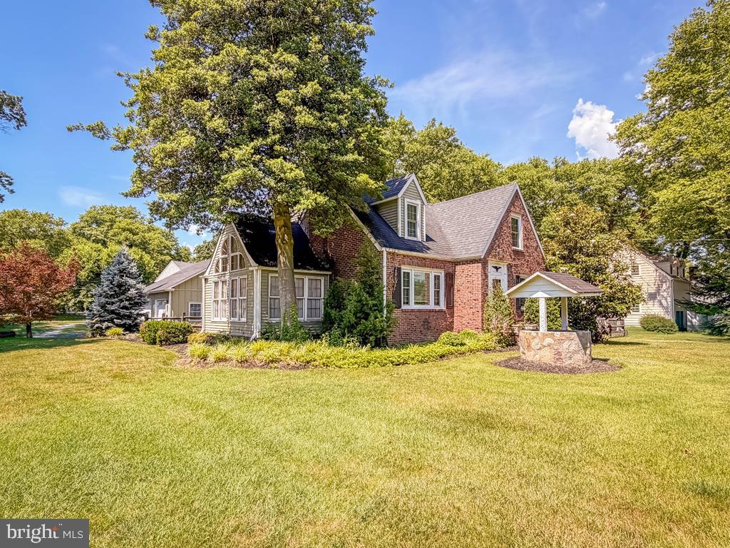 1237 Pine Grove Road Yardley, PA 19067 - Photo 2 of 43