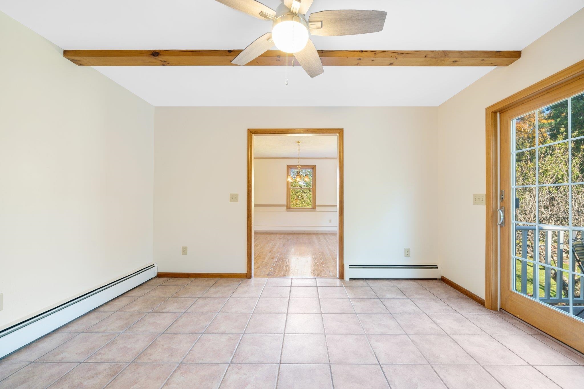 21 Anthony Drive Londonderry, NH 03053 - Photo 11 of 34