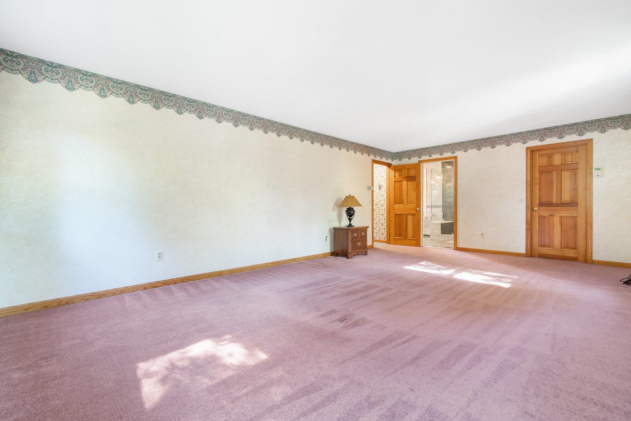 21 Anthony Drive Londonderry, NH 03053 - Photo 19 of 34