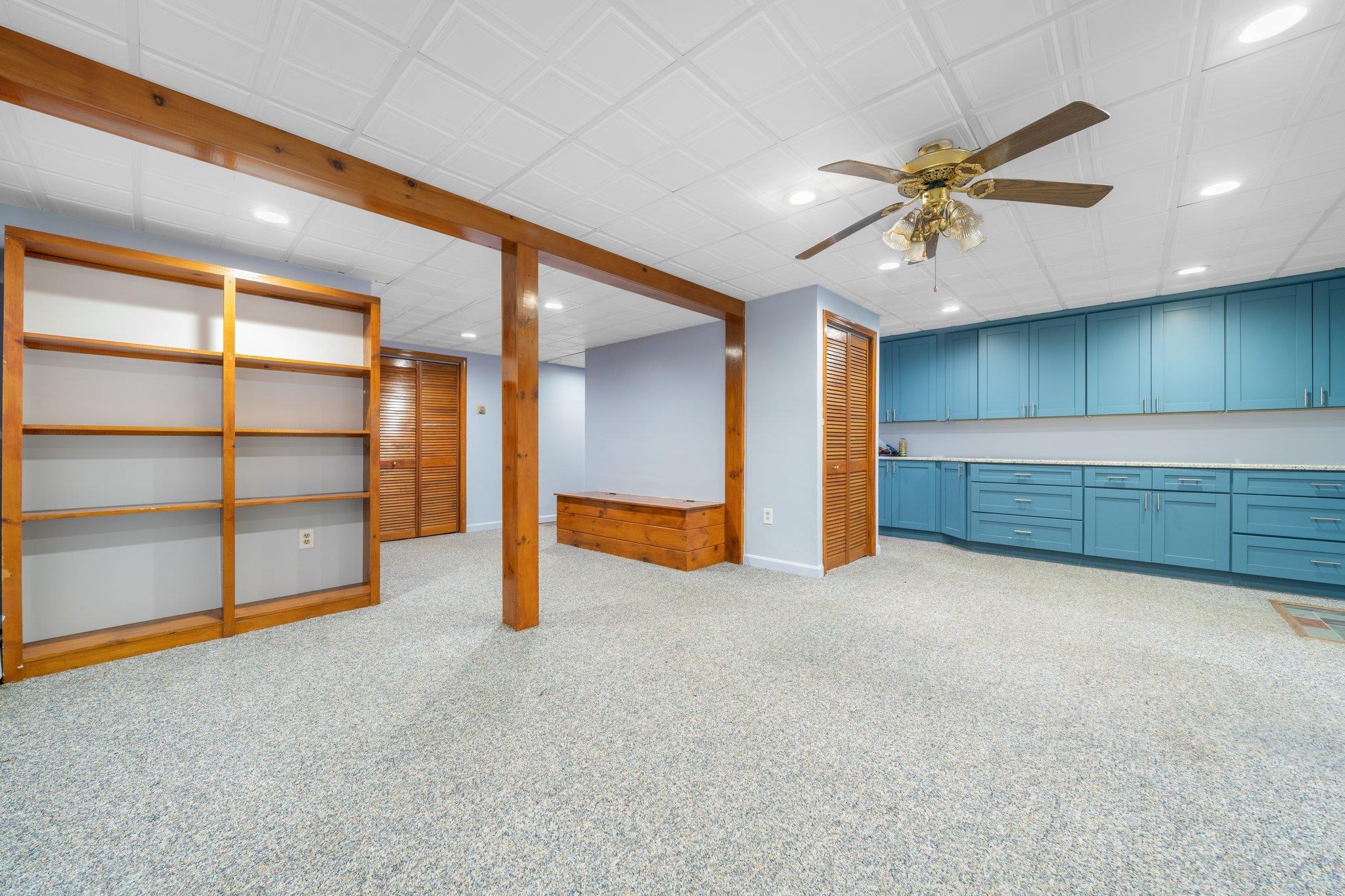 21 Anthony Drive Londonderry, NH 03053 - Photo 27 of 34