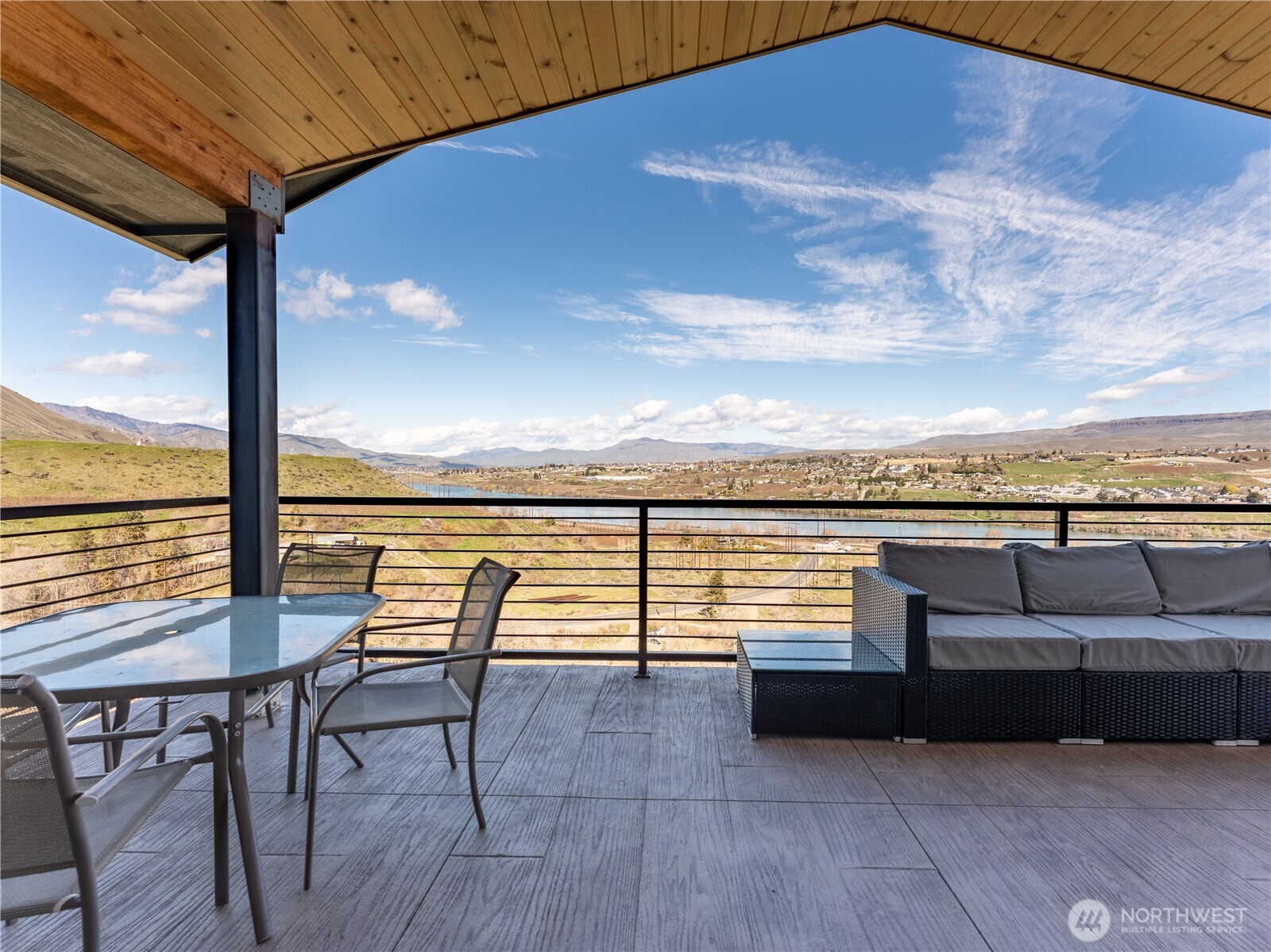 2128 McEldowney Road Malaga, WA 98828 - Photo 25 of 39 a view of a terrace with seating space