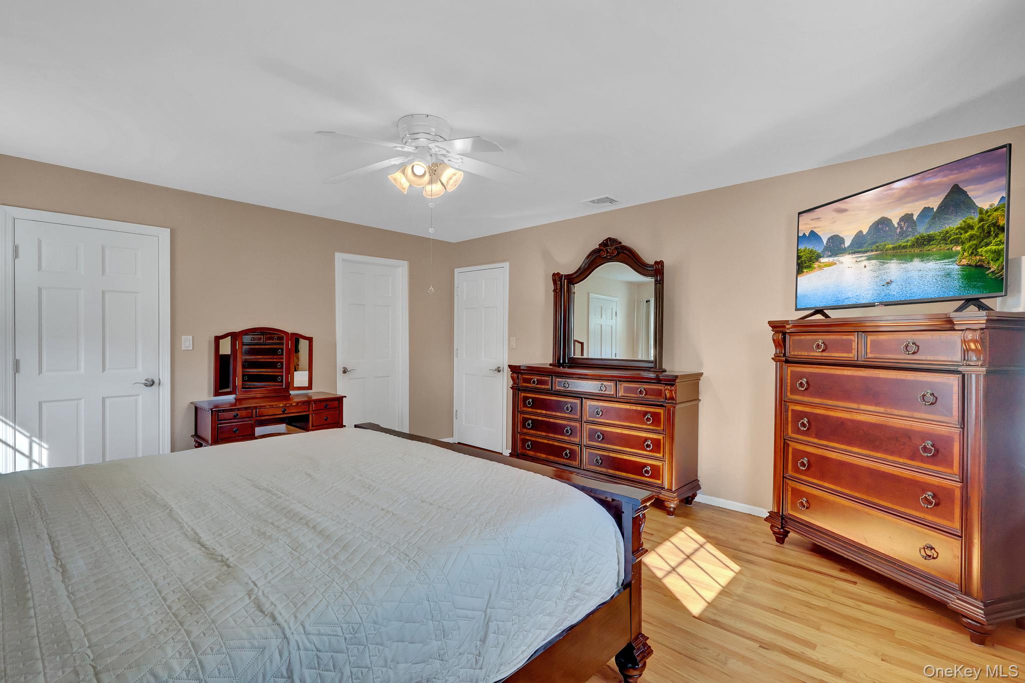 15 Wiigs Road Nesconset, NY 11767 - Photo 19 of 48 Gallery Image 19