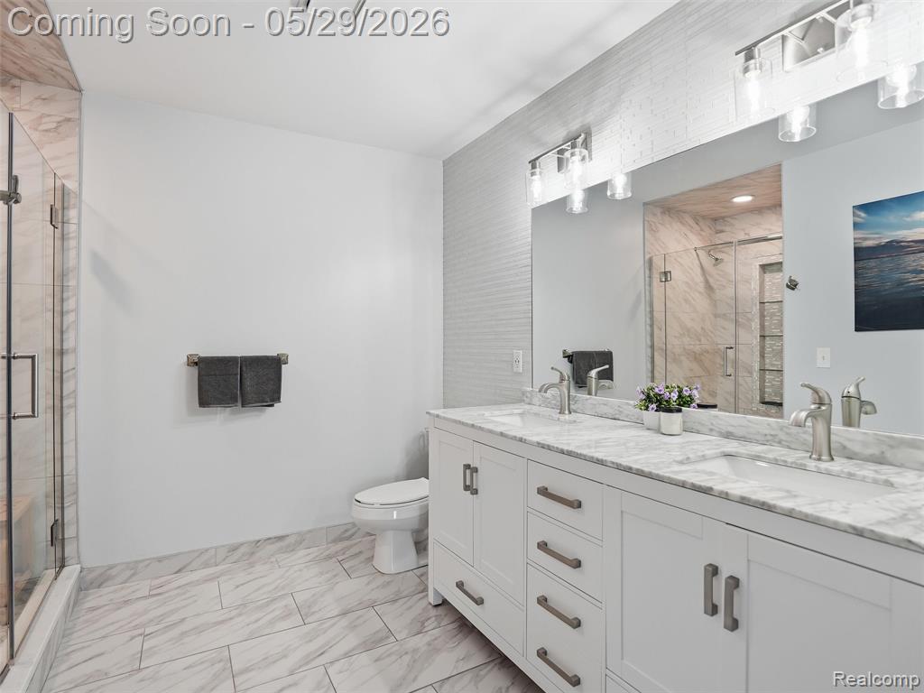 15581 Spiceway Fraser, MI 48026 - Photo 29 of 72
