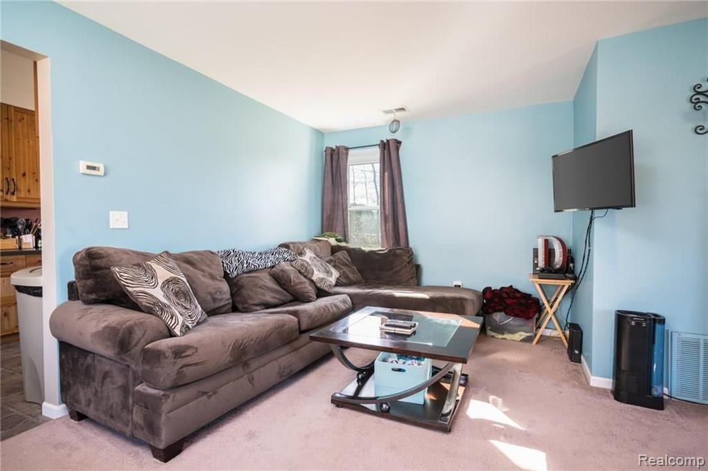 34950 24 Mile Road New Baltimore, MI 48047 - Photo 7 of 23