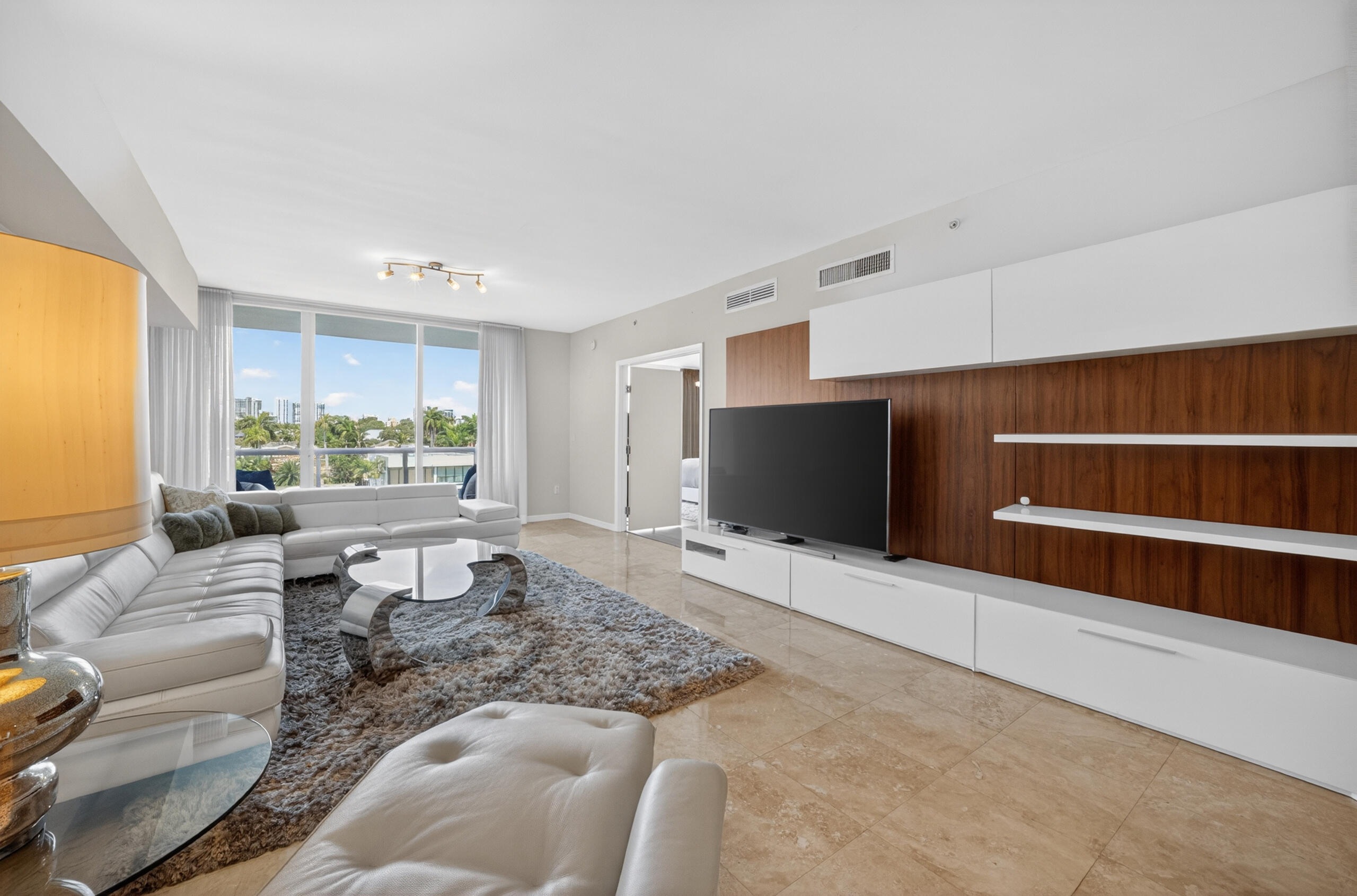 45 Hendricks Isle, Unit 403 Fort Lauderdale, FL 33301 - Photo 24 of 77 45hendricksisle (28)