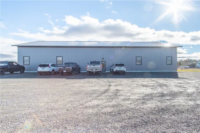 $899,900 | 42685 Nys Route 12, Alexandria Bay, NY 13607