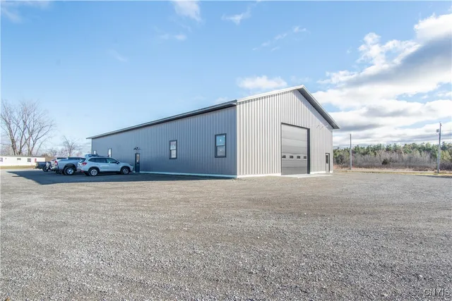 $899,900 | 42685 Nys Route 12, Alexandria Bay, NY 13607