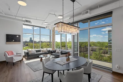 $1,329,000 | 100 Northeast 2nd Street, Unit A560, Minneapolis, MN 55413