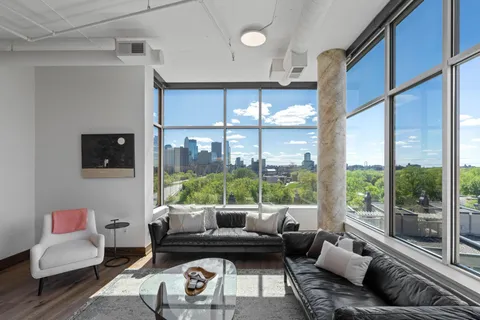 $1,329,000 | 100 Northeast 2nd Street, Unit A560, Minneapolis, MN 55413