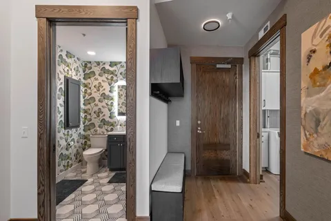 $1,329,000 | 100 Northeast 2nd Street, Unit A560, Minneapolis, MN 55413