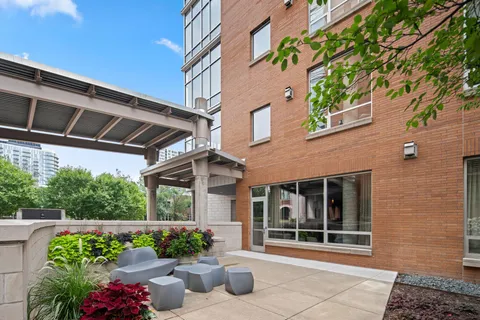 $1,329,000 | 100 Northeast 2nd Street, Unit A560, Minneapolis, MN 55413