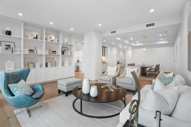 $2,699,000 | 5656 San Felipe Street, Unit 1301, Houston, TX 77056