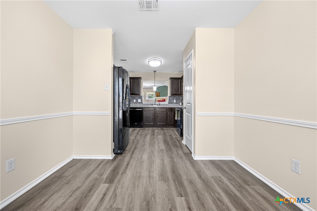 2114 Hamilton Lane Belton, TX 76513 - Photo 10 of 38