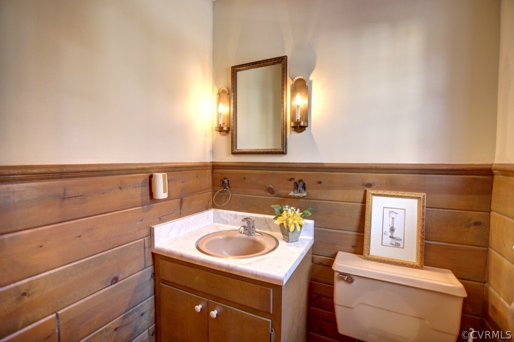 1701 Rambling Road North Chesterfield, VA 23235 - Photo 10 of 20 Gallery Image 10