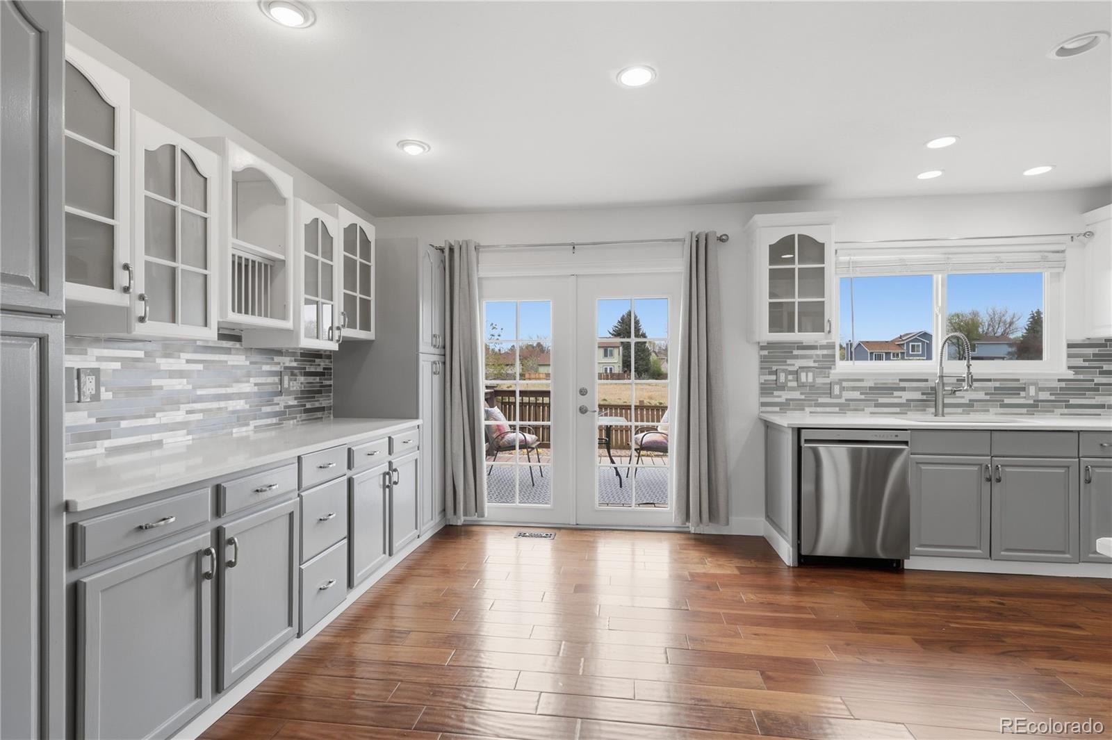 9192 Stargrass Circle Highlands Ranch, CO 80126 - Photo 10 of 44