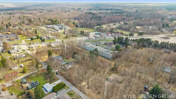 $450,000 | 387-389 West Fremont Street, Douglas, MI 49406