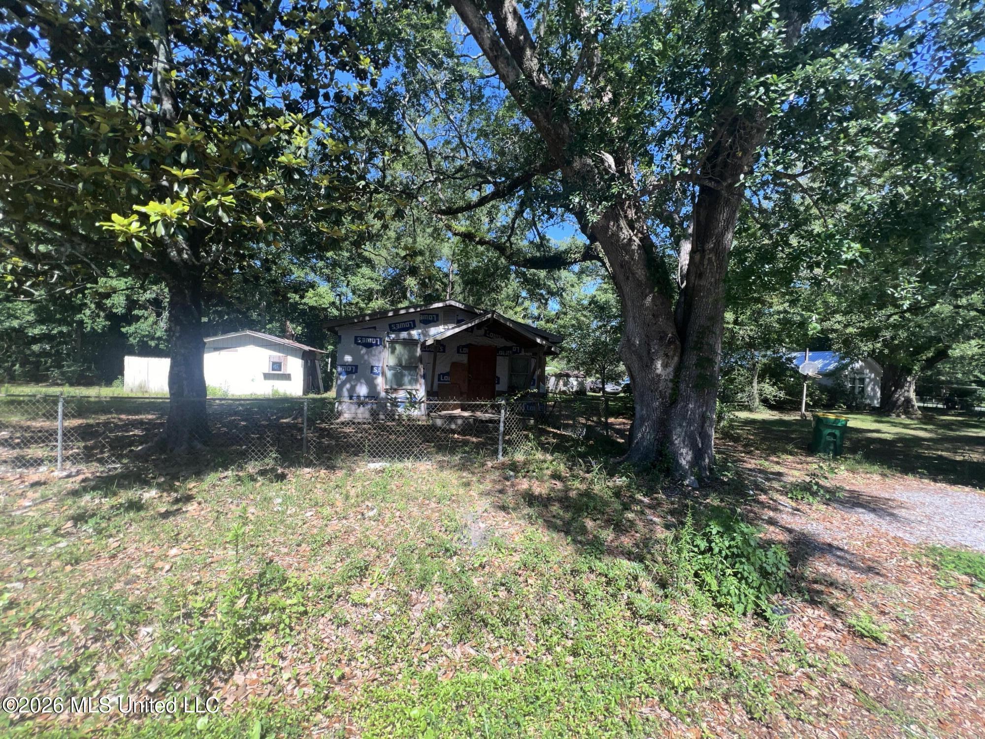 8317 Barron Road Moss Point, MS 39562 - Photo 18 of 18 IMG_3313