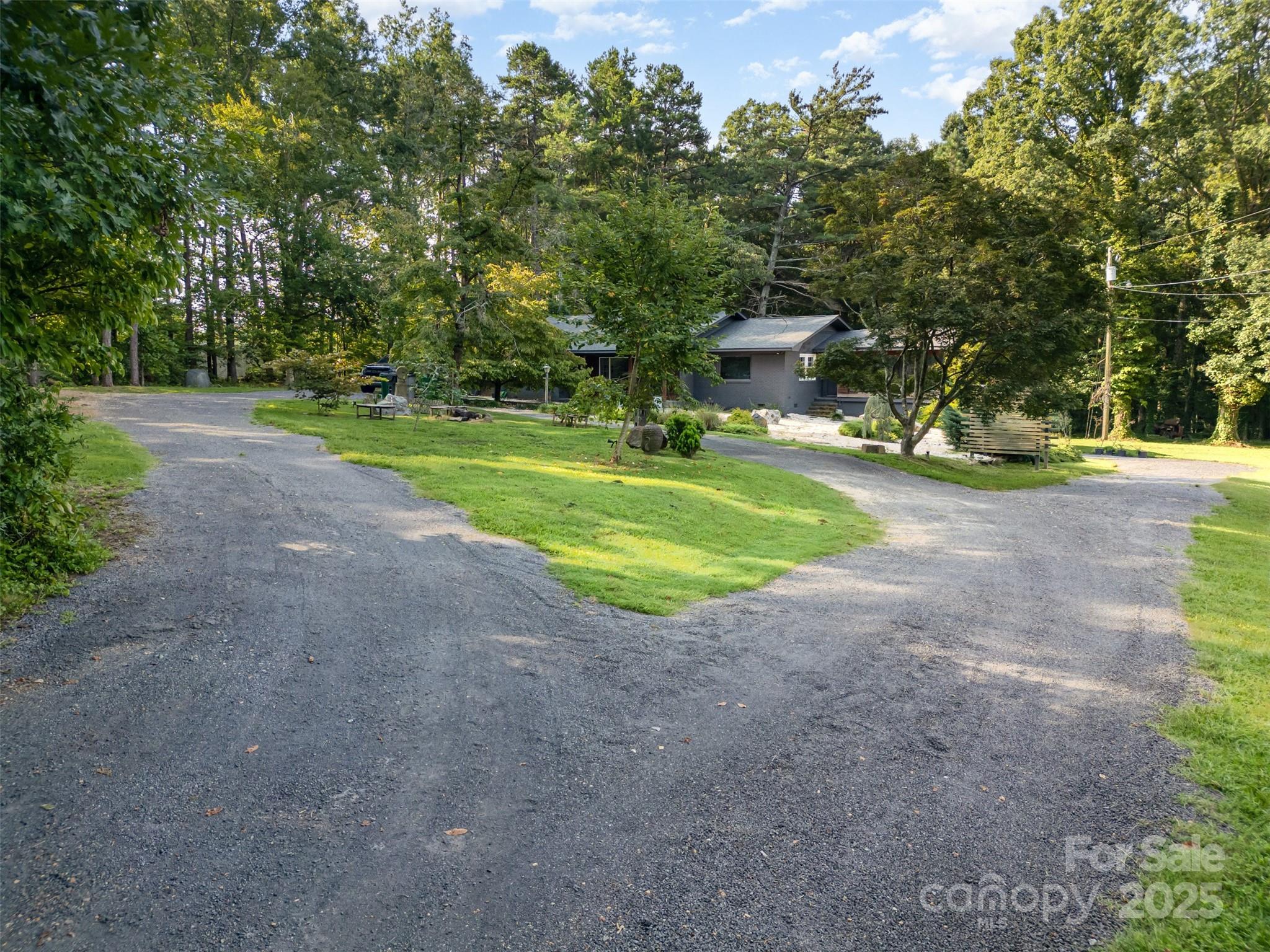 1932 Slater Road Charlotte, NC 28216 - Photo 3 of 19