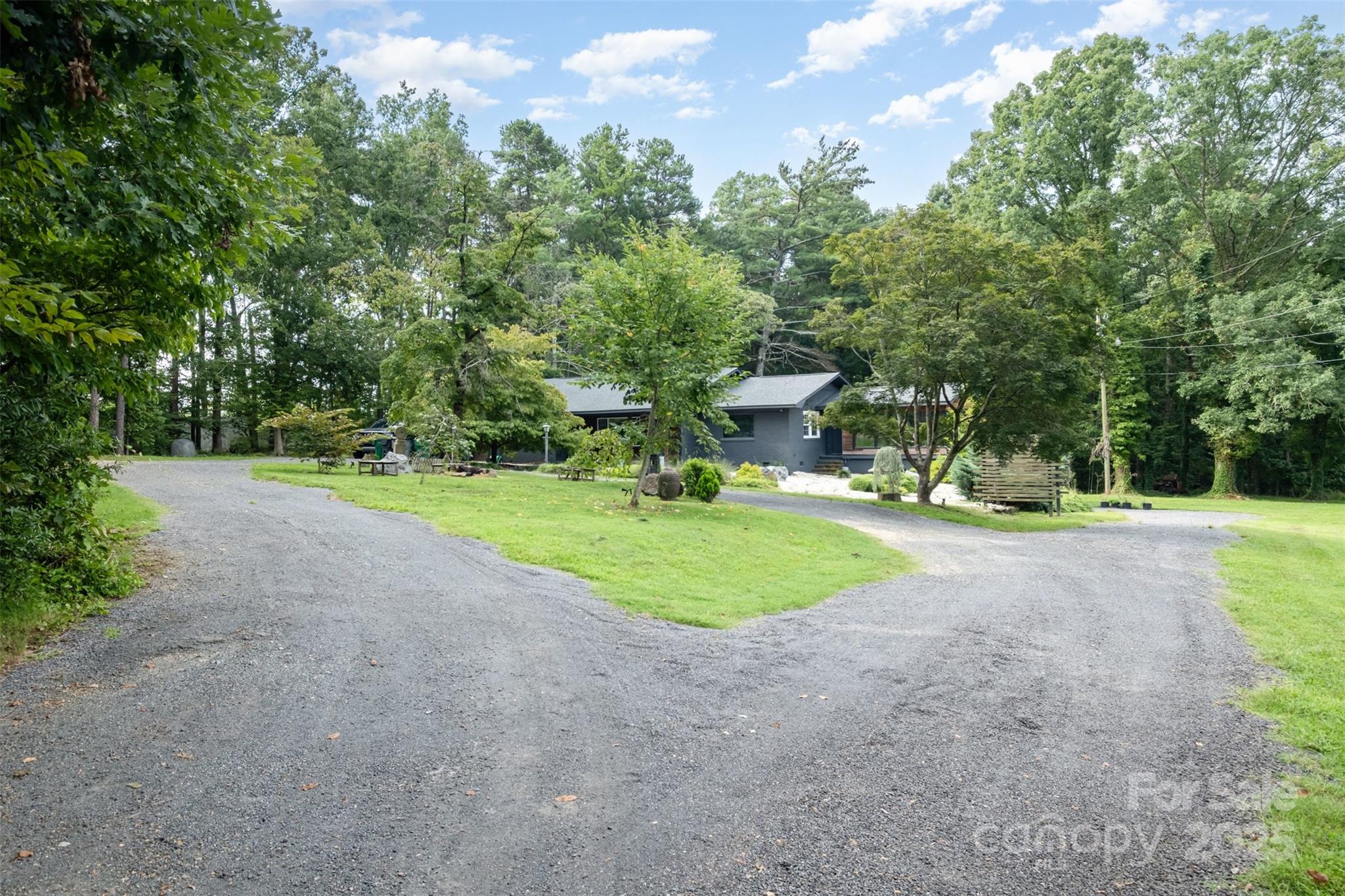 1932 Slater Road Charlotte, NC 28216 - Photo 4 of 19