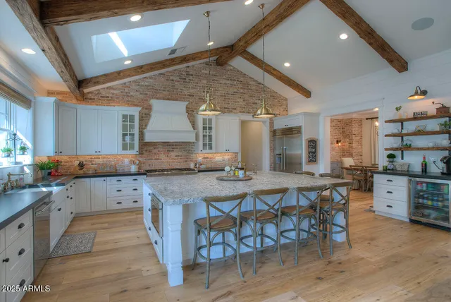 $20,000 | 4535 East Calle Ventura, Phoenix, AZ 85018