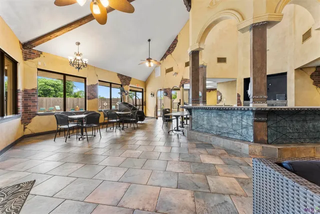 $90,900 | 2045 North 3rd Street, Unit 135, Baton Rouge, LA 70802