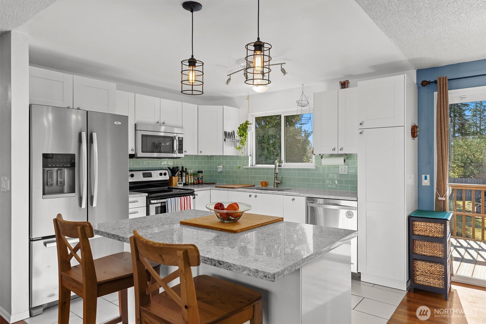 4604 224th Place Southwest Mountlake Terrace, WA 98043 - Photo 5 of 33