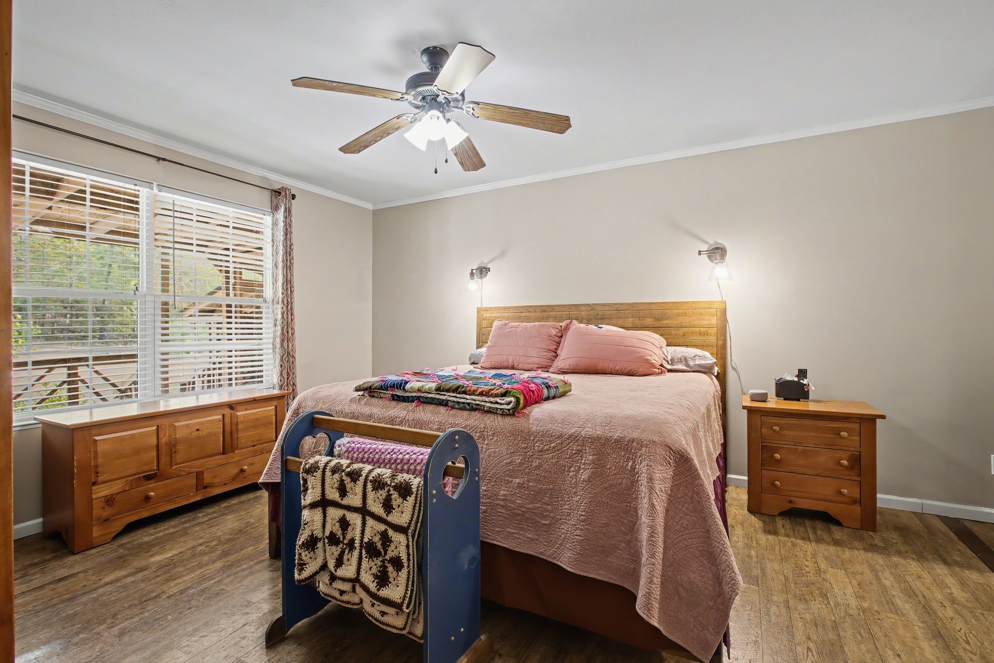 10878 Highway 7 Primm Springs, TN 38476 - Photo 25 of 37 a bedroom with a bed and a table