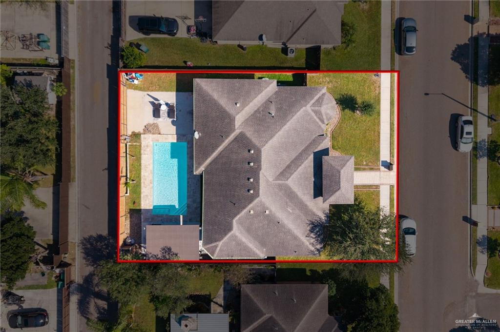 1202 Hummingbird Drive Pharr, TX 78577 - Photo 21 of 23 an aerial view of multiple house