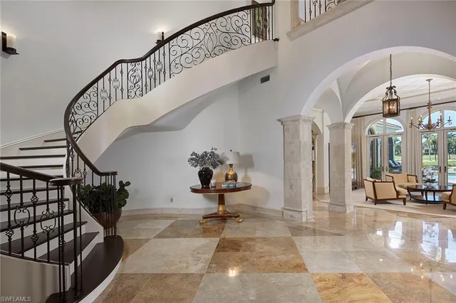 a view of entryway and hall