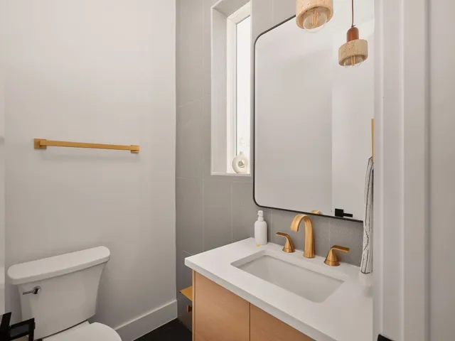 $649,000 | 4102 Tannehill Lane, Austin, TX 78721