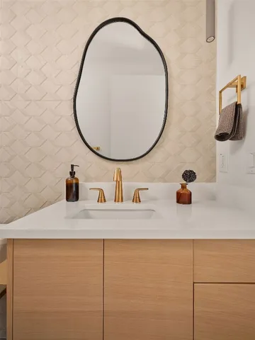 $649,000 | 4102 Tannehill Lane, Austin, TX 78721