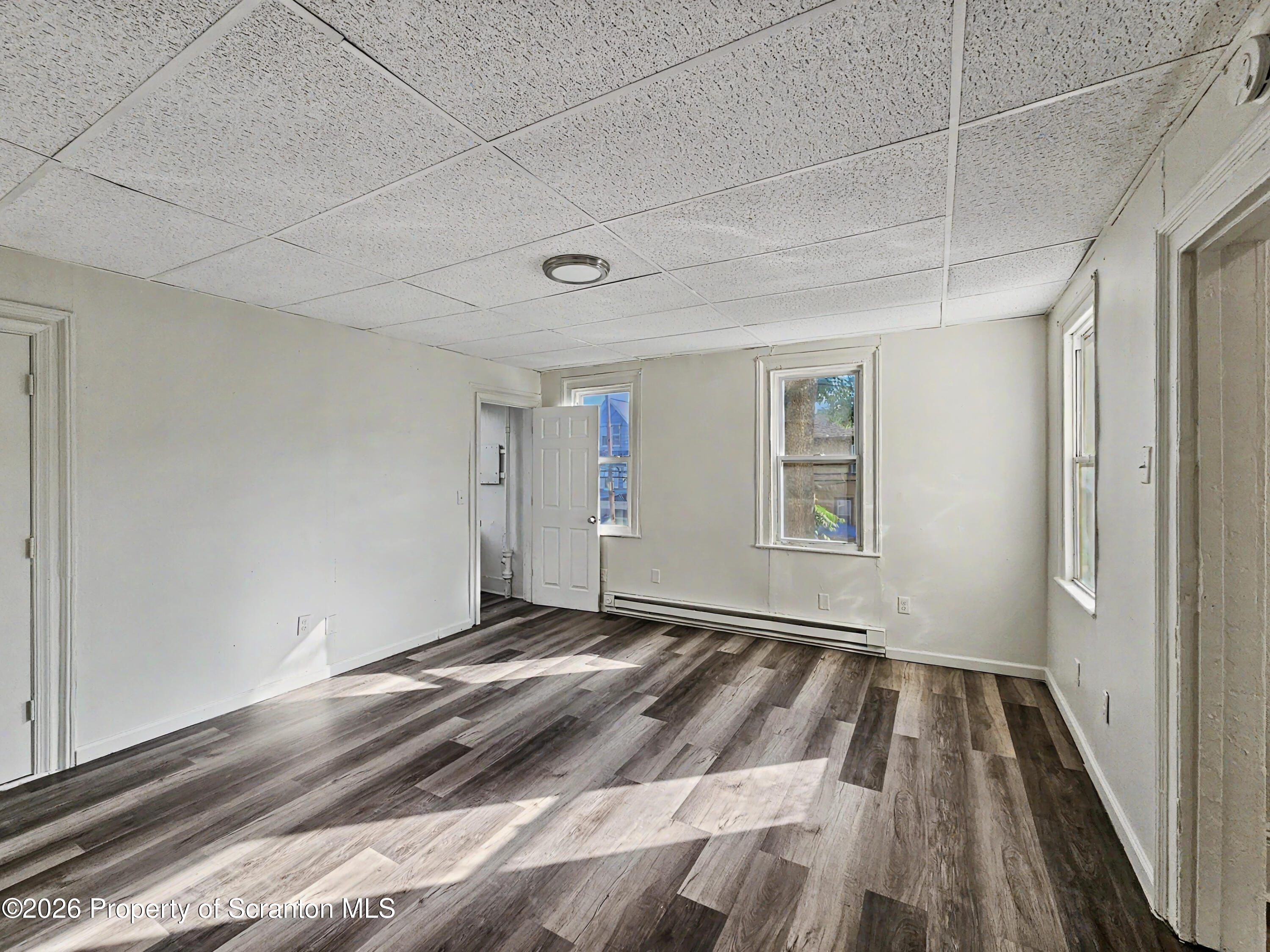 602 Prospect Avenue, Unit RIGHT Scranton, PA 18505 - Photo 14 of 16 Family Room