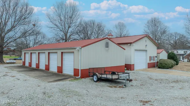 $649,900 | 2397 Highway 79, Brownsville, TN 38012