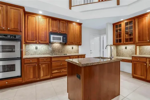 $975,000 | 1811 Northwest 168th Avenue, Pembroke Pines, FL 33028