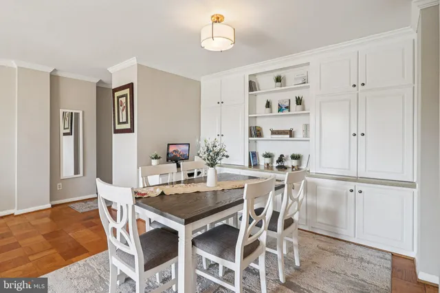 $285,000 | 4977 Battery Lane, Unit 1418, Bethesda, MD 20814