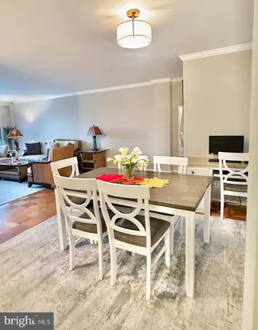 $285,000 | 4977 Battery Lane, Unit 1418, Bethesda, MD 20814