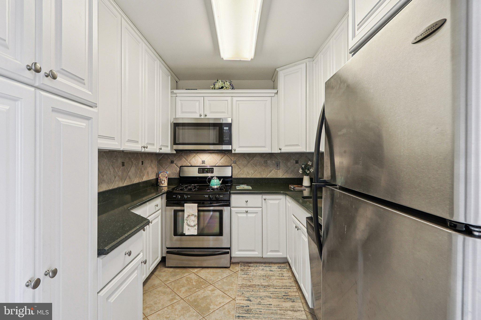 4977 Battery Lane, Unit 1418 Bethesda, MD 20814 - Photo 5 of 19