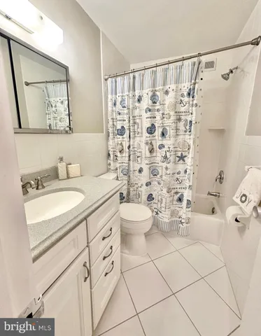 $285,000 | 4977 Battery Lane, Unit 1418, Bethesda, MD 20814