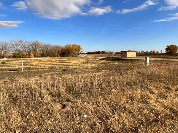 $45,000 | 7 Cottonwood Lake Drive, Windom, MN 56101