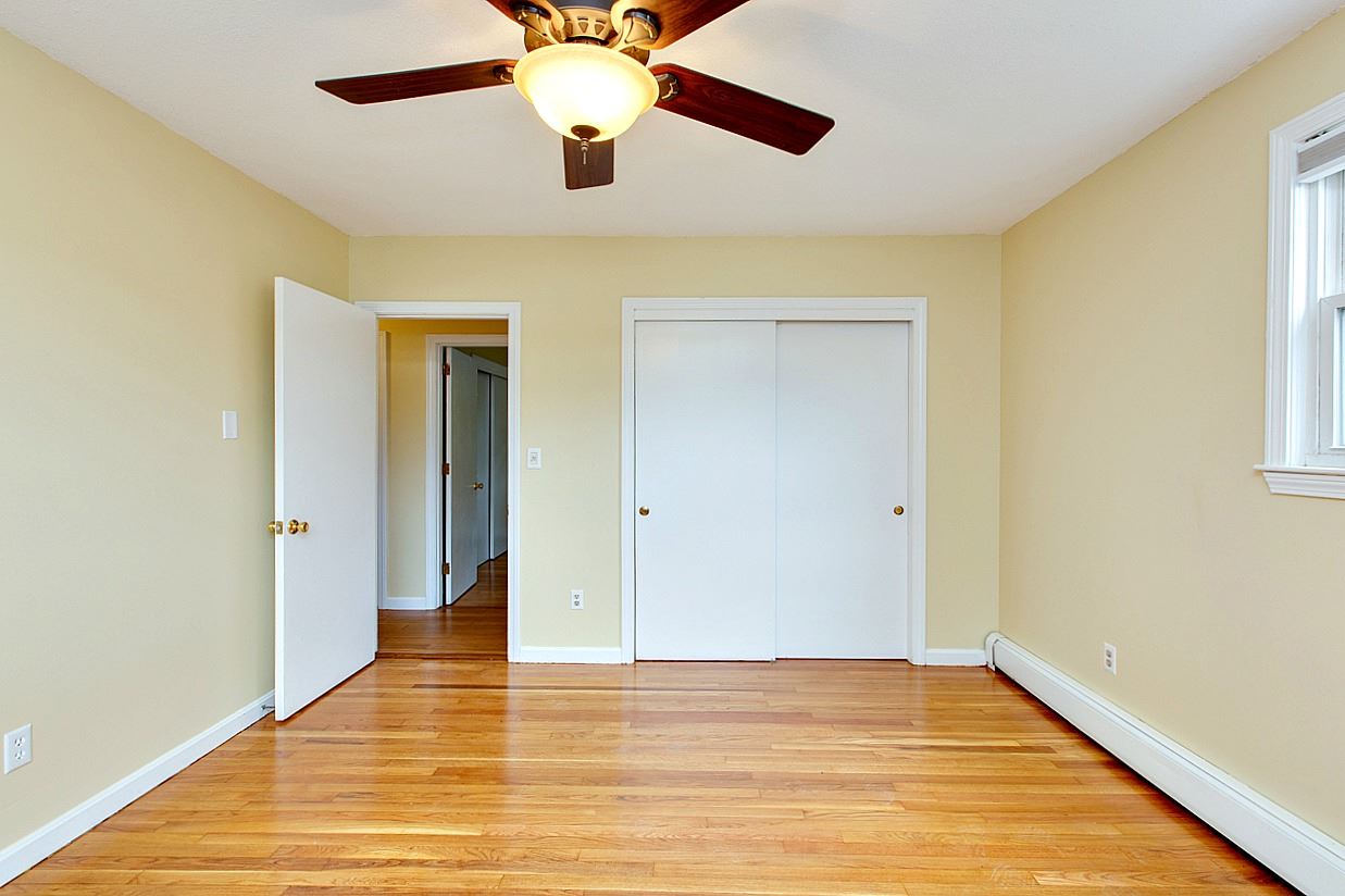 24 Hazen Road Bedford, NH 03110 - Photo 17 of 32 Gallery Image 17