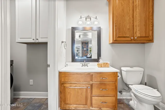 $399,000 | 131 Dogwood Lane, Pass Christian, MS 39571