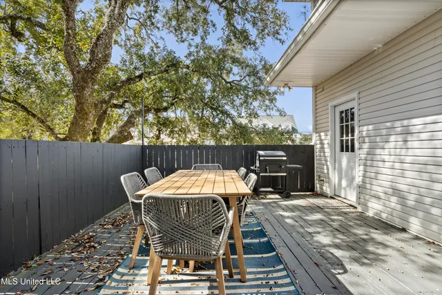 $399,000 | 131 Dogwood Lane, Pass Christian, MS 39571